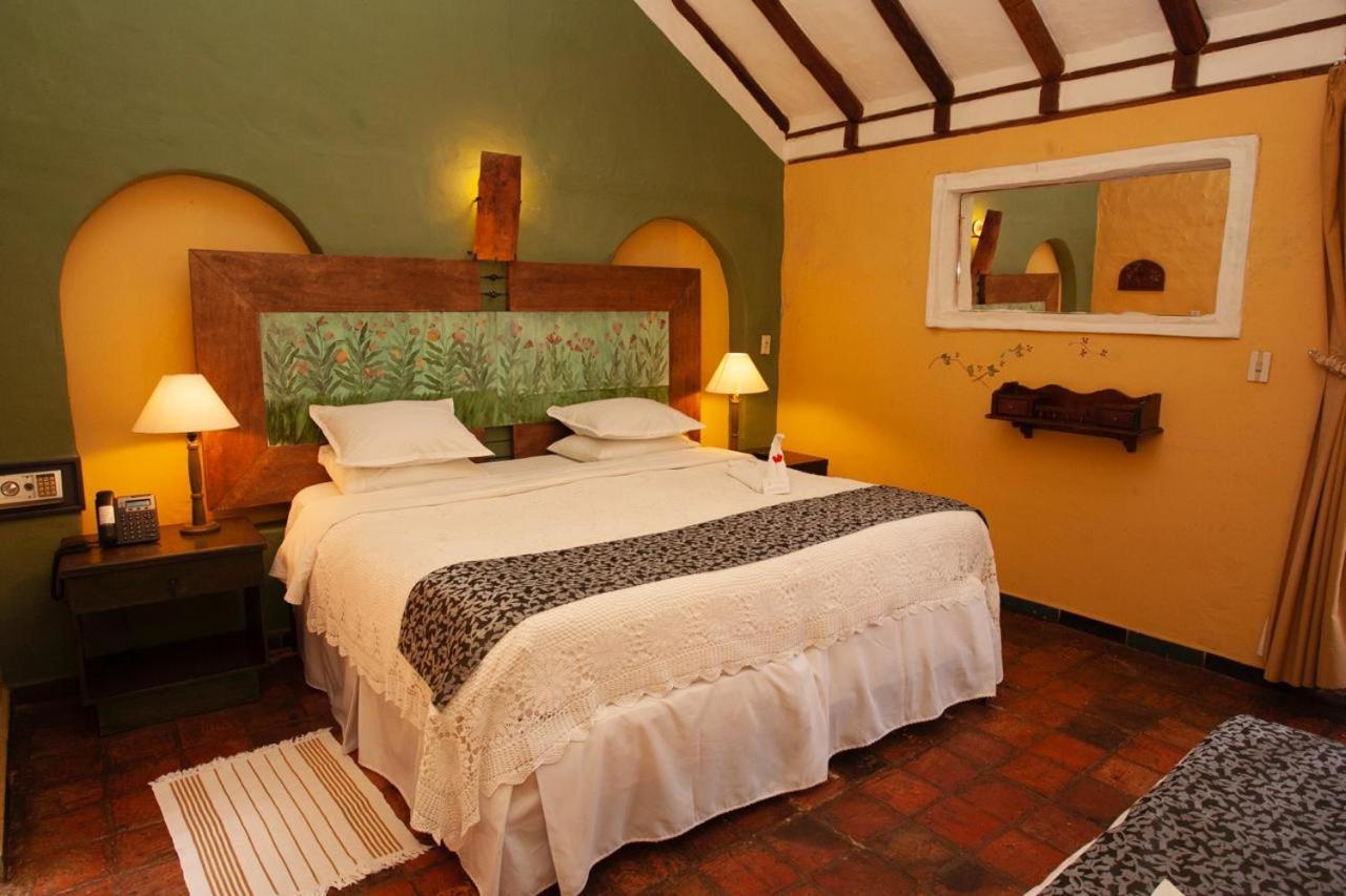 Hotel La Posada De San Antonio Вілья-де-Лейва Екстер'єр фото