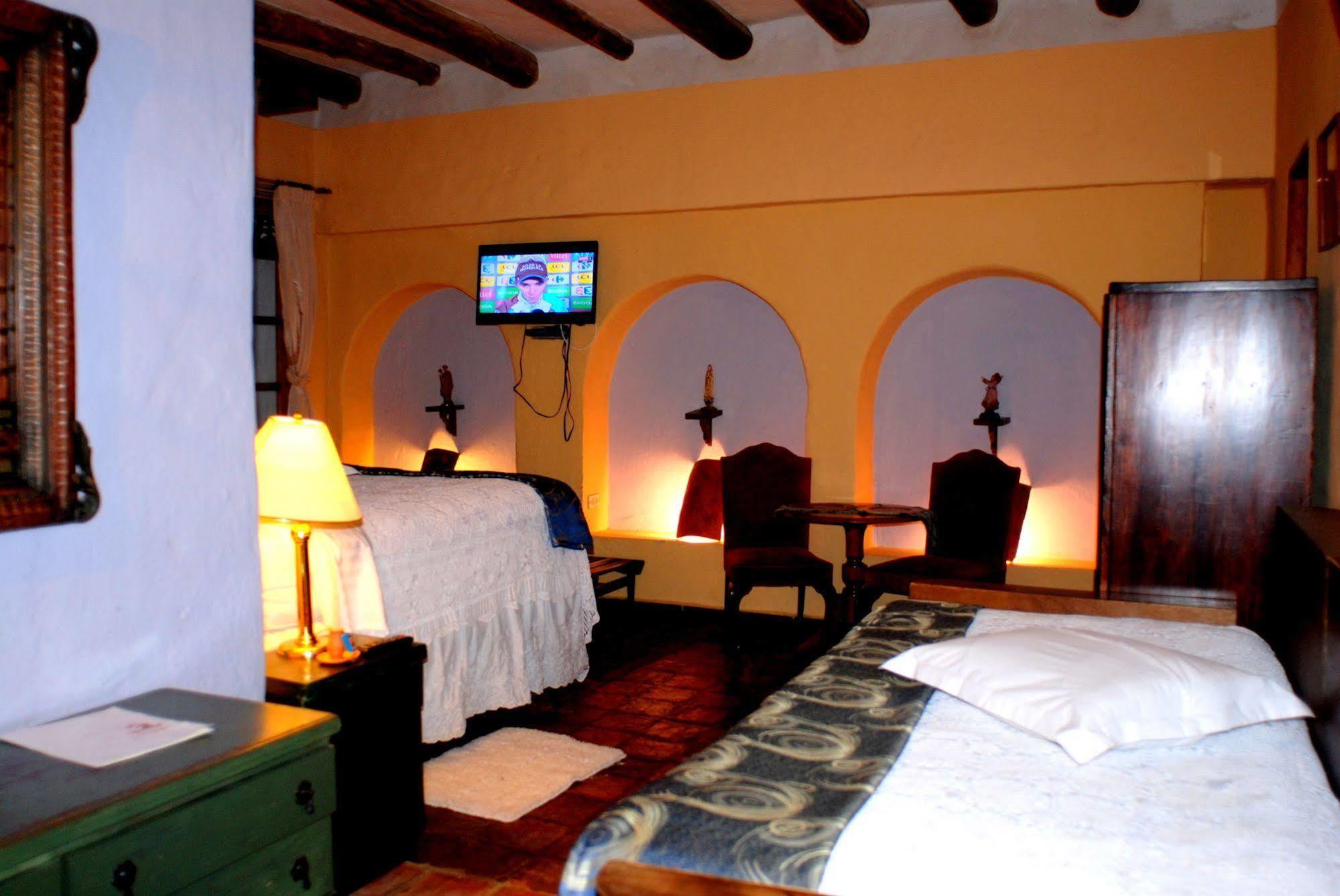 Hotel La Posada De San Antonio Вілья-де-Лейва Екстер'єр фото